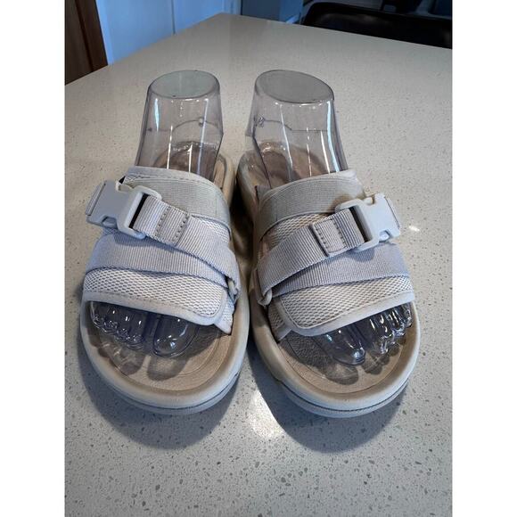 Teva Women's 6 Hurricane Verge Slip-On Slide Sandals in White - Picture 10 of 11